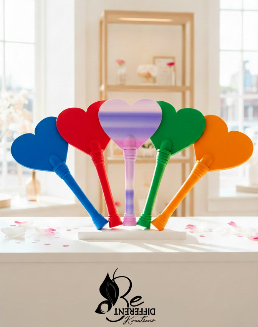 Heart Shape Tap-to-Pay Wand - Contactless Credit & Debit Card Holder